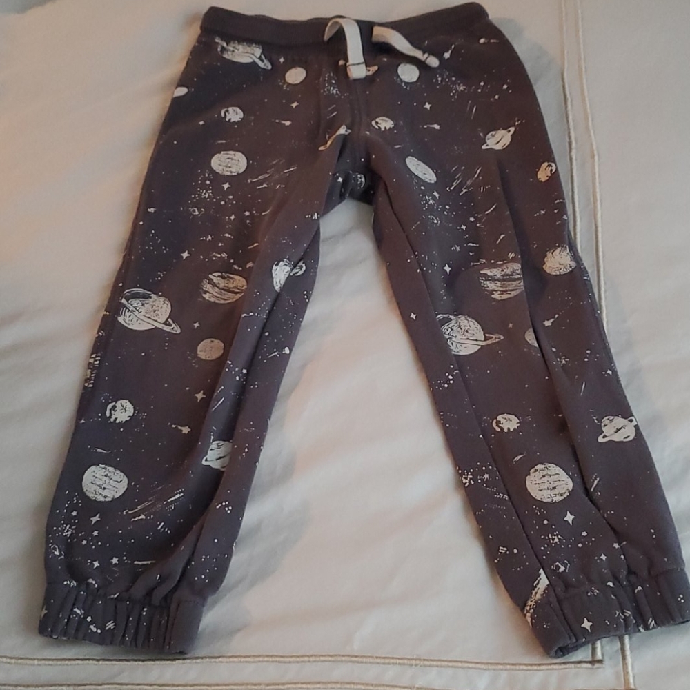 Boy's sweatpants.  Size 4 t Carter's